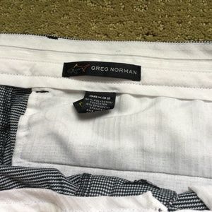Greg Norman men golf pants. Size 36x32. Color grey
